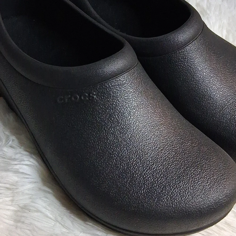 Crocs On-The-Clock Work Slip-On Black Clogs Size 5-7 - Picture 3 of 7